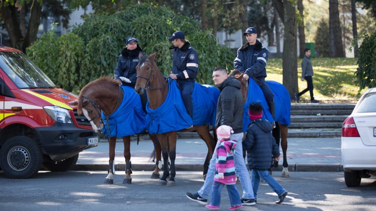 Scores of Moldovan localities, Capital mark day of patron saint (PHOTO GALLERY)