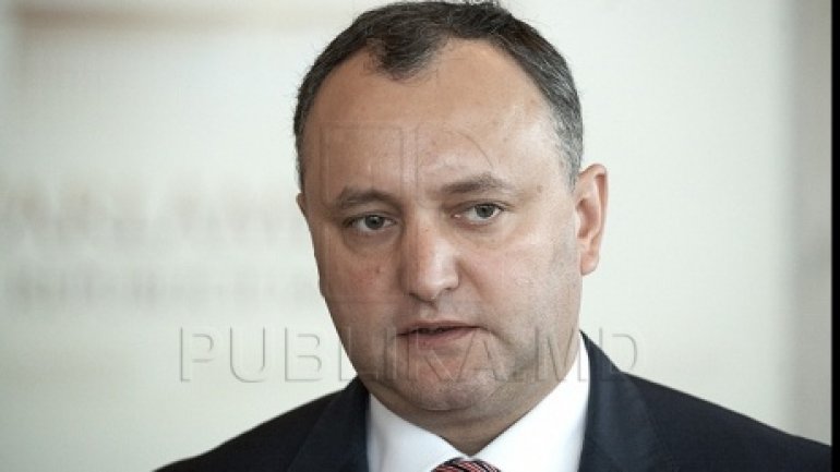 Igor Dodon calls for national unity from both sides of political spectrum 