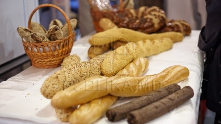 Bakers from north of country put on Bread Festival