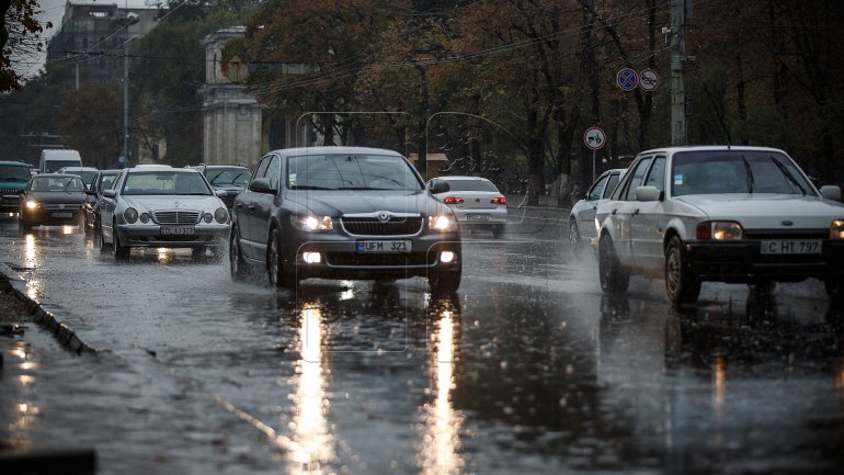 86 localities from Moldova without power because of heavy showers (PHOTO)