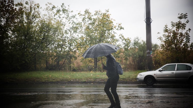 86 localities from Moldova without power because of heavy showers (PHOTO)