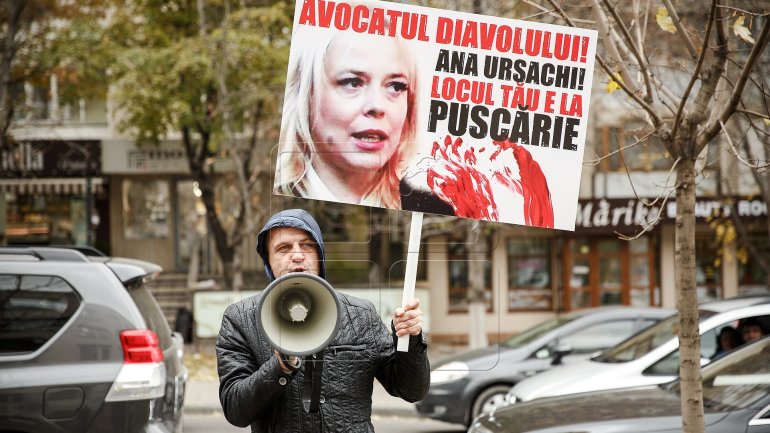 Protest at General Prosecutor's Office against lawyer Ana Ursachi