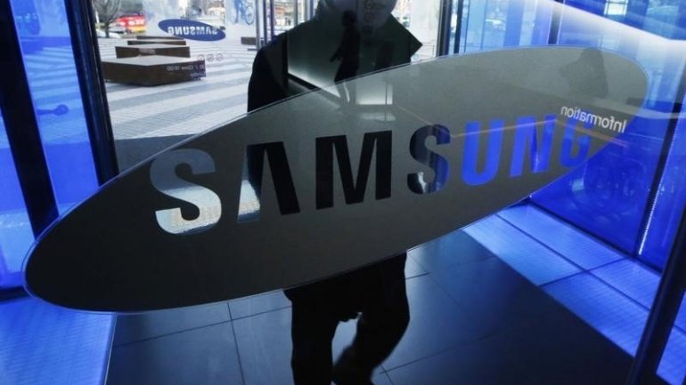 Samsung admits losses, reviews revenues for Q3