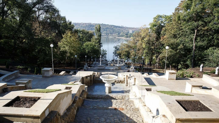 Waterfall Stairs at Valea Morilor on eve of its inauguration (Photos)