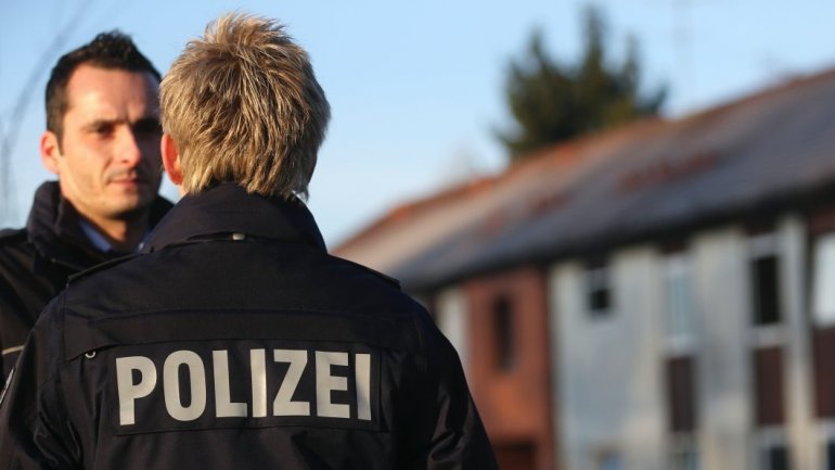 Teenage girl goes on trial in Germany for trying to stab police officer at alleged ISIS orders