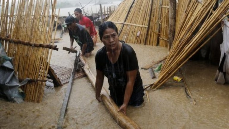 Super Typhoon Haima batters Philippines, second typhoon in a week