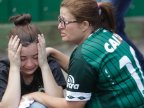 Colombia plane crash: Fans gather to mourn Chapecoense footballers (VIDEO)