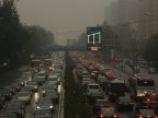  Beijing bans highly polluting cars during smog alerts