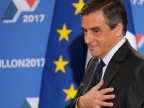 France presidential race: Francois Fillon wins conservative candidacy