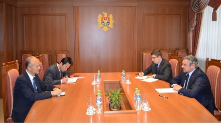 Moldovan foreign minister receives Chinese ambassador