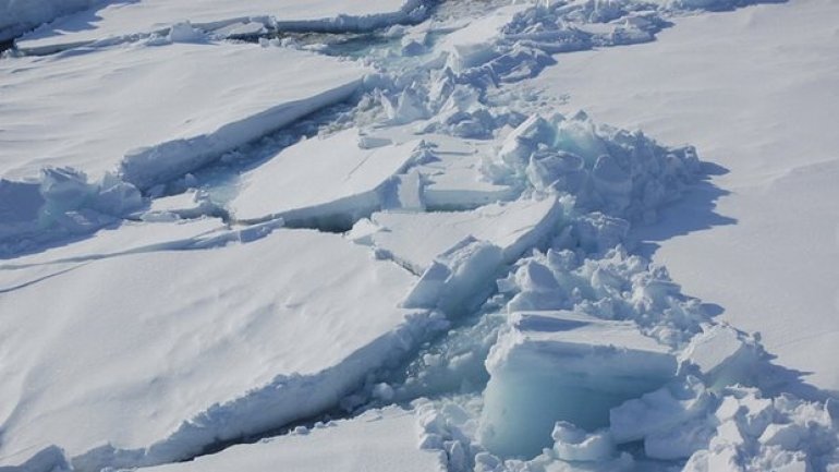 Arctic ice melt could trigger uncontrollable climate change at global level