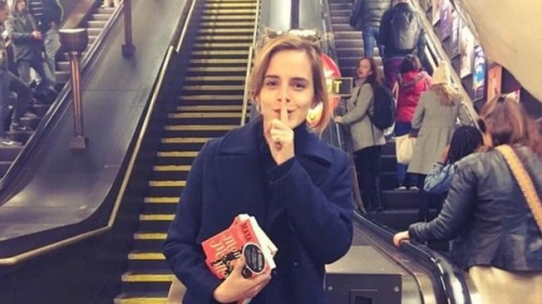 Harry Potter star Emma Watson leaves books on London Underground