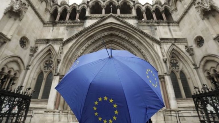 Brexit: High Court judges to give legal verdict