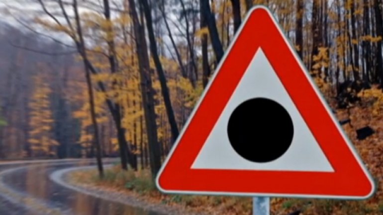 Road signs placed after serious accidents to be replaced