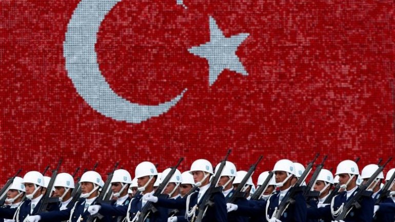 Turkey dismisses 15,000 more state employees after coup bid