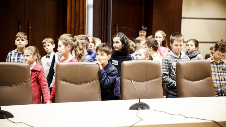 Parliament visited by group of children (PHOTOREPORT)