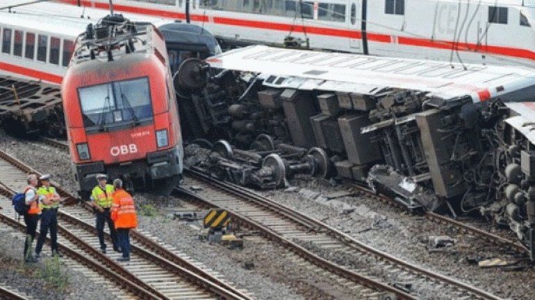 31 die in train collision in Iran