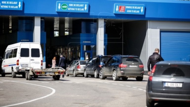 More employees from western border-crossing points held up in corruption probe