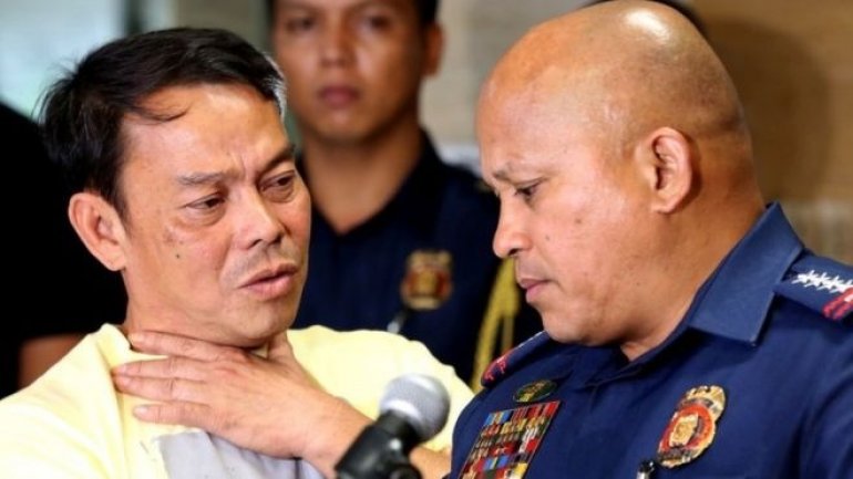 Philippines mayor linked to drugs trade shot dead in cell