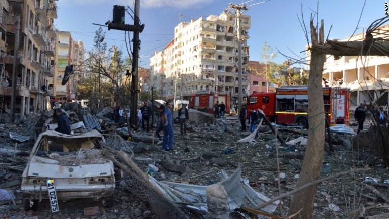 Turkey blast kills nine, injures 100 after pro-Kurdish leaders detained 