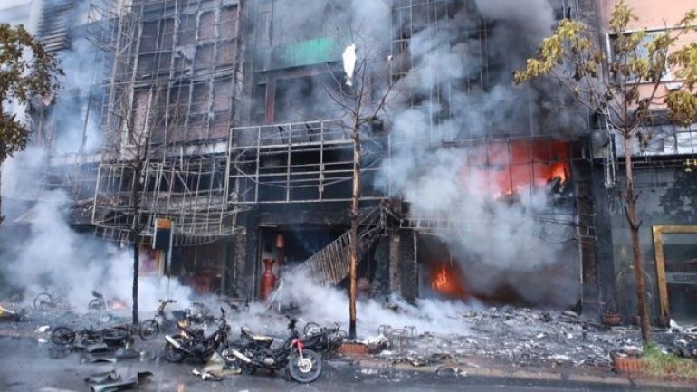 Karaoke bar fire kills 13 in Vietnam capital