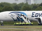 Egypt to hand over EgyptAir crash victims' remains