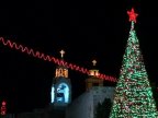 Palestinians light up Christmas tree in Bethlehem (VIDEO)