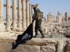 U.S. air strikes annihilate tanks and air defenses near Palmyra in Syria