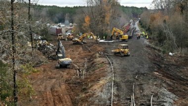 97 BMWs damaged after train derails in South Carolina (VIDEO)