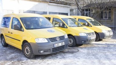 Faster delivering parcels. Posta Moldovei buys new cars