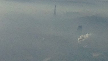 Paris bans cars for second day as pollution affects city