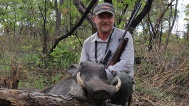 Nature's revenge: Hunter killing in African wilderness dies at hunt