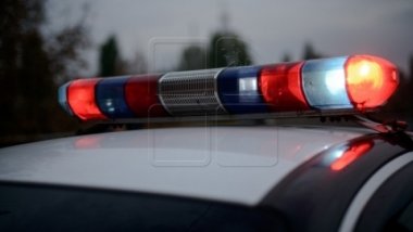 Patrolling officers find drugs consumption handcraft and drugs during verifications