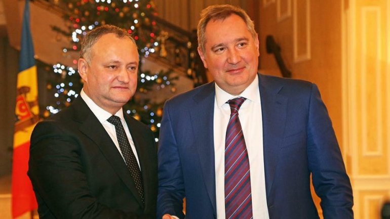 Igor Dodon meets Dmitry Rogozin at three in the morning after his inauguration as president