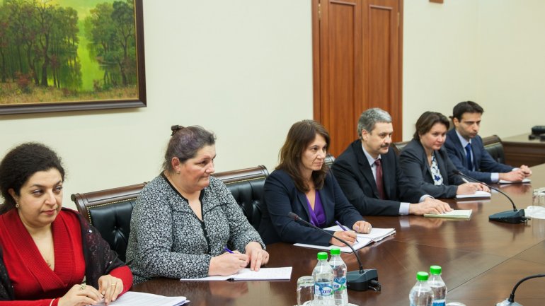 PM Pavel Filip held meeting with head of IMF experts mission, Ivanna Vladkova-Hollar (PHOTO)