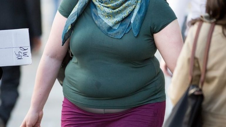 Report rejects forcing obese people to have treatment to receive benefits 