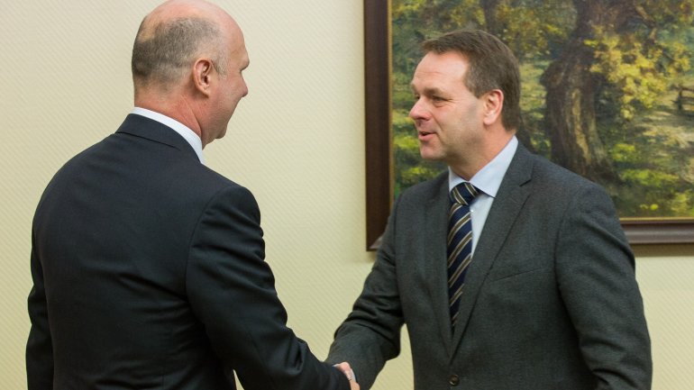 Moldovan prime minister meets with European Investment Bank vice president (PHOTO)