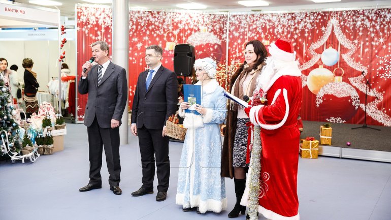 Christmas fairs start opening in Capital (PHOTOREPORT)