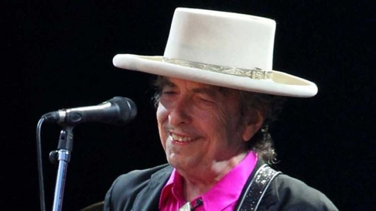 Bob Dylan "beyond words" to receive Nobel Prize for Literature at ceremony in Sweden