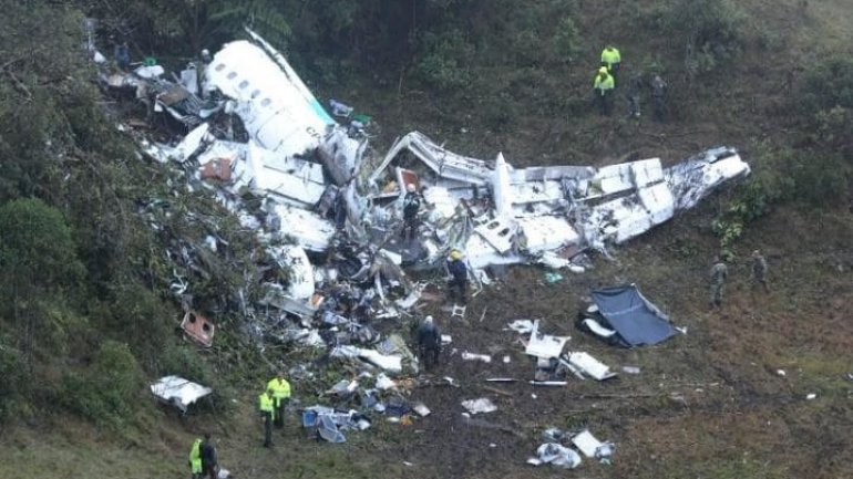 Colombia crash: Bolivia suspends operating license of airline owning crashed plane