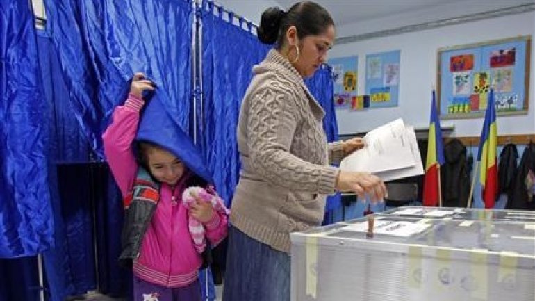 Romanians elect new Parliament. 35 polling stations opened in Moldova