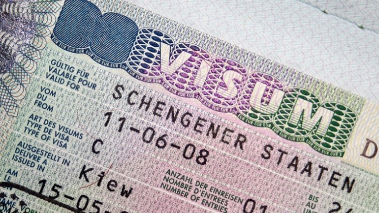 EU Parliament: Visa-free regime in danger of being suspended