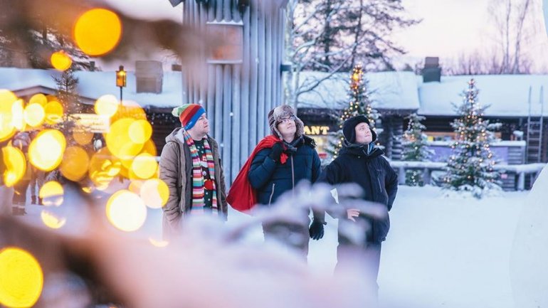 Unique opportunity for Moldovan children to hand letters directly to Santa 