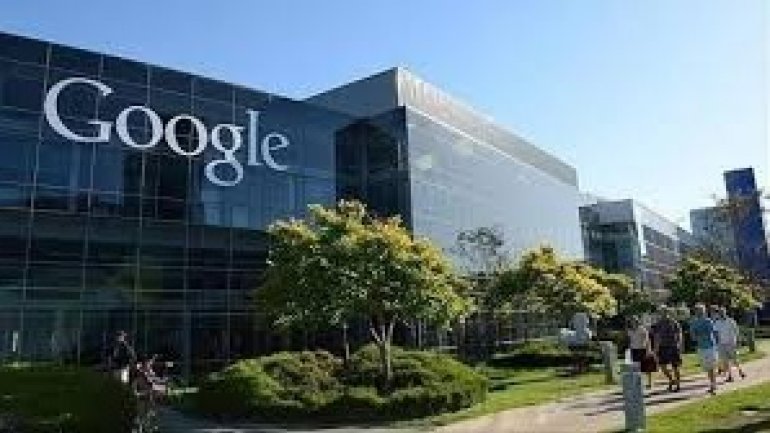 Google published eight National Security Letters