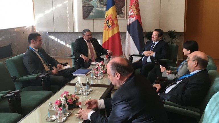 Moldovan foreign minister meets counterpart from Serbia