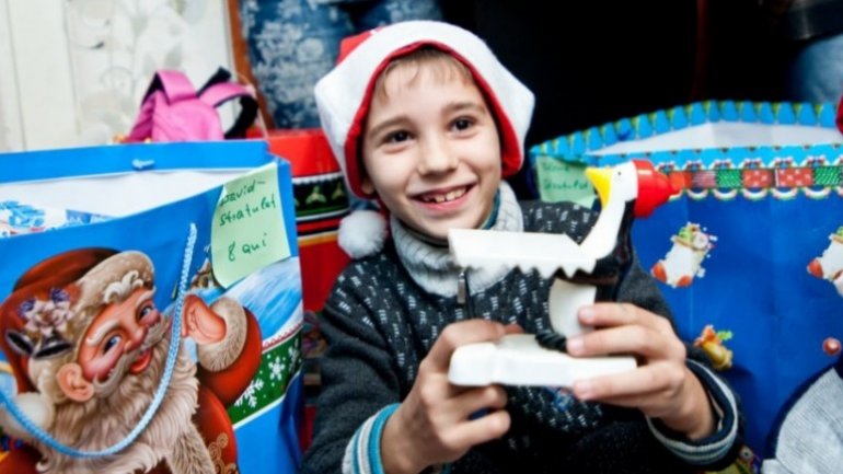 Campaign "House full of Christmas": A family from Criuleni district receives gifts from Edelweiss