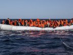 Migrant crisis: About 100 missing after boat sinks off Libyan coast