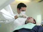 Dentists have what to worry about. Scientists use drugs to make rotten teeth regenerate by themselves