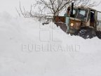 People throughout Moldova rescued by policemen from blizzards