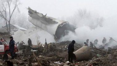 Turkish cargo plane from Hong Kong crashes into Kyrgyzstan homes (PHOTO)